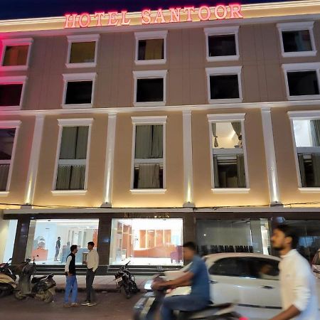 Hotel Santoor Varanasi Eksteriør billede