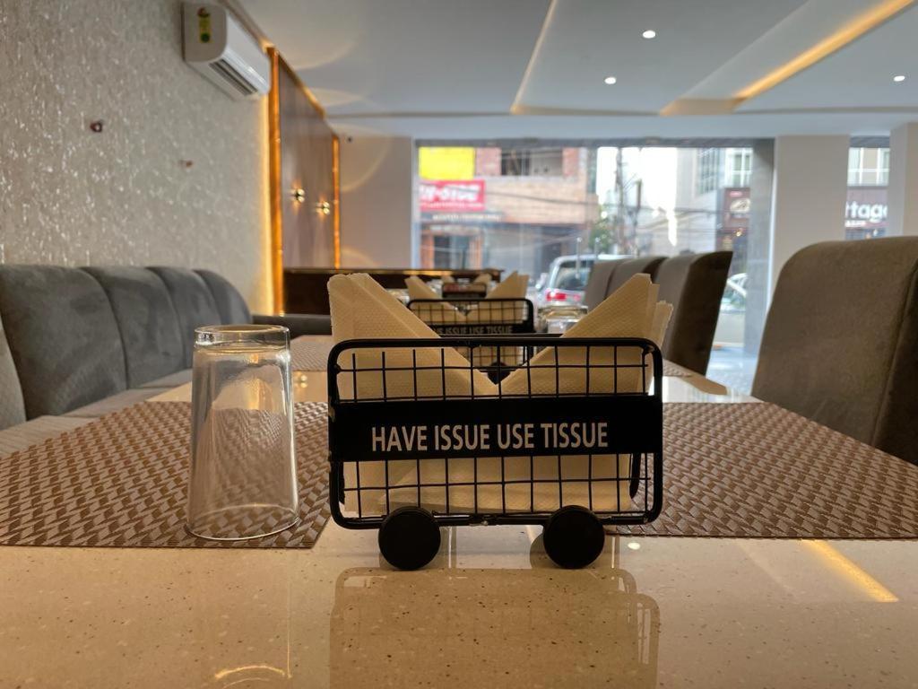 Hotel Santoor Varanasi Eksteriør billede