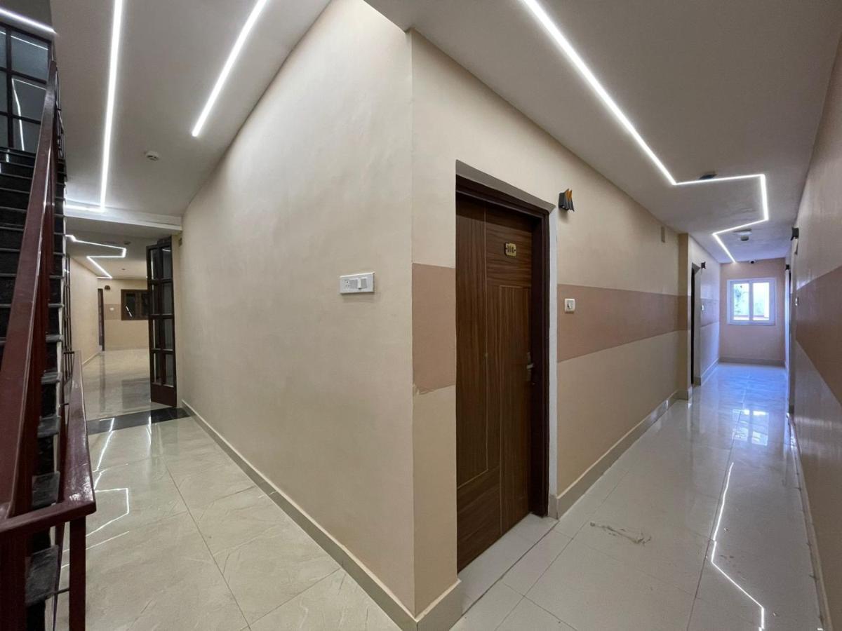 Hotel Santoor Varanasi Eksteriør billede