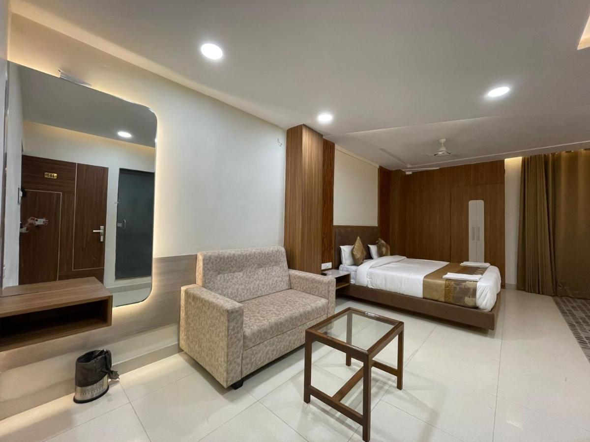 Hotel Santoor Varanasi Eksteriør billede