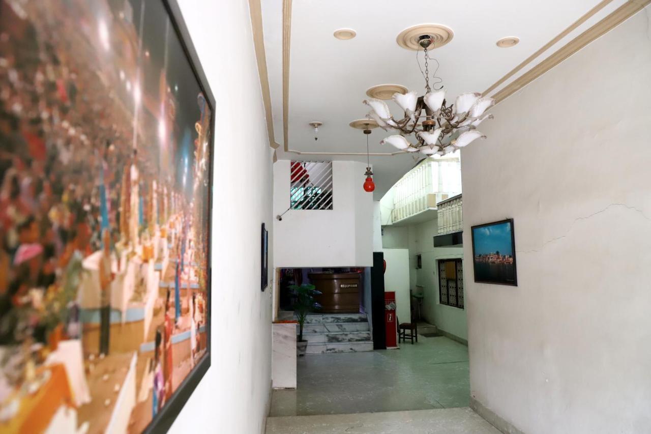 Hotel Santoor Varanasi Eksteriør billede
