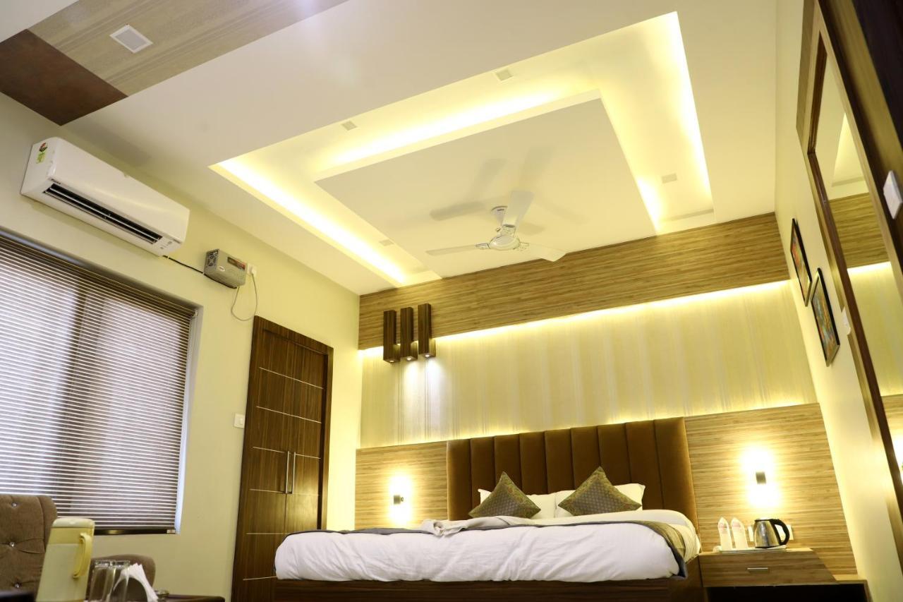 Hotel Santoor Varanasi Eksteriør billede